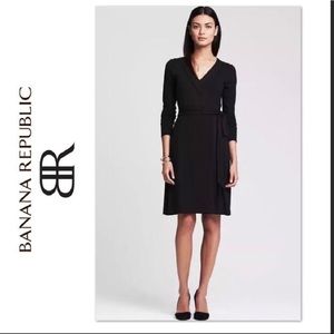 Banana Republic Gemma Wrap Dress! LBD